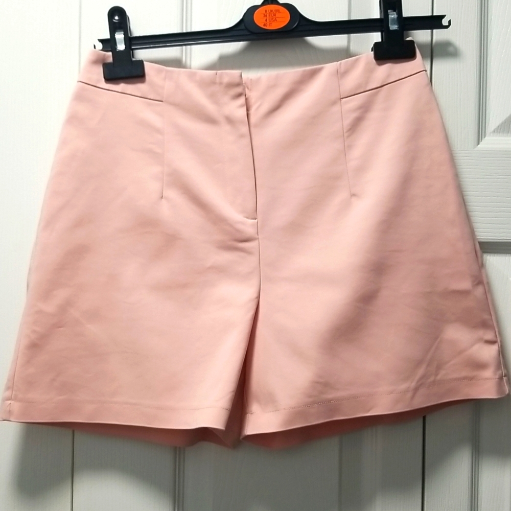 Atmosphere Shorts US Size 4 Dressy Flat Front Pastel Pink